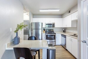 Fridge, dining tables - Landing | Chic 1BD, Clubhouse, Gym (Tallahassee)