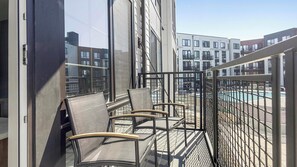 Property grounds - Landing | Spectacular 1BD, Gym, Game Room (New Haven)