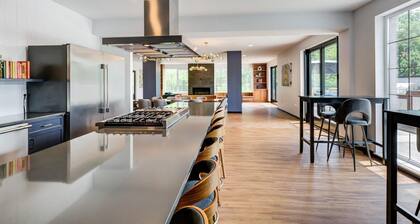 Landing | Incredible 1BD, Pool, Yoga Studio