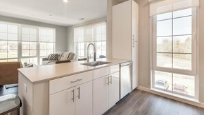 Interior - Landing | Amazing 2BD, Game Room, Gym (New Haven)