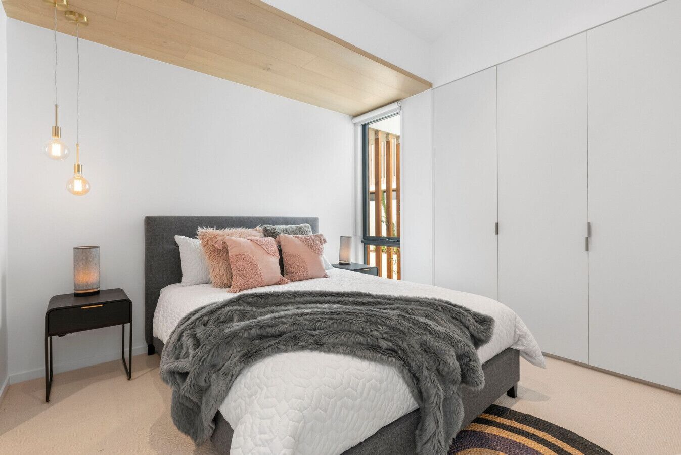 Iron/ironing board, travel cot, WiFi, bed sheets