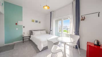 Quarto básico, 1 quarto (402 (Half Ocean View / Breakfast)) | 1 quarto, Wi-Fi de cortesia