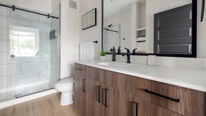 Bathroom - Landing | Incredible 2BD, Clubhouse, Game Room (Atlanta)