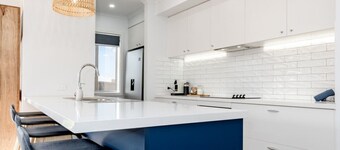 Retreat to the Coast - Sleeps 6 - Pets (499546)