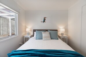 3 quartos, ferros/tábuas de passar roupa, Wi-Fi, roupa de cama