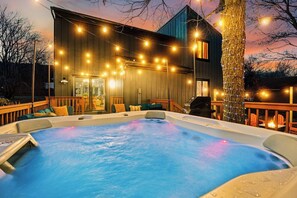Terrace/patio - 5BR Shenandoah Resort Home - Hot Tub, Bowling (McGaheysville)