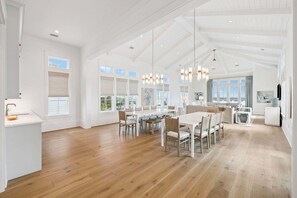 Dining - Sleeps 22! Private Pool, LSV/Golf Cart, & GULF VIEWS! Steps to Beach! (Santa Rosa Beach)