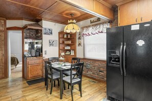 Dining - Bear Necessities - Lake Adjacent, Pool Table, Dog Run, Water Views (Big Bear Lake)