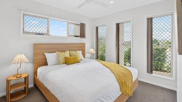 4 bedrooms, in-room safe, iron/ironing board, free WiFi