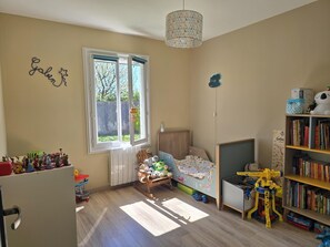 Children’s area - A comfortable home with a garden and a terrace (SAINT LAURENT DE LA PRÉE)
