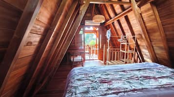 Cabaña | Escritorio, tabla de planchar con plancha, wifi gratis y ropa de cama