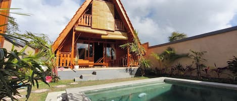 Piscine extérieure