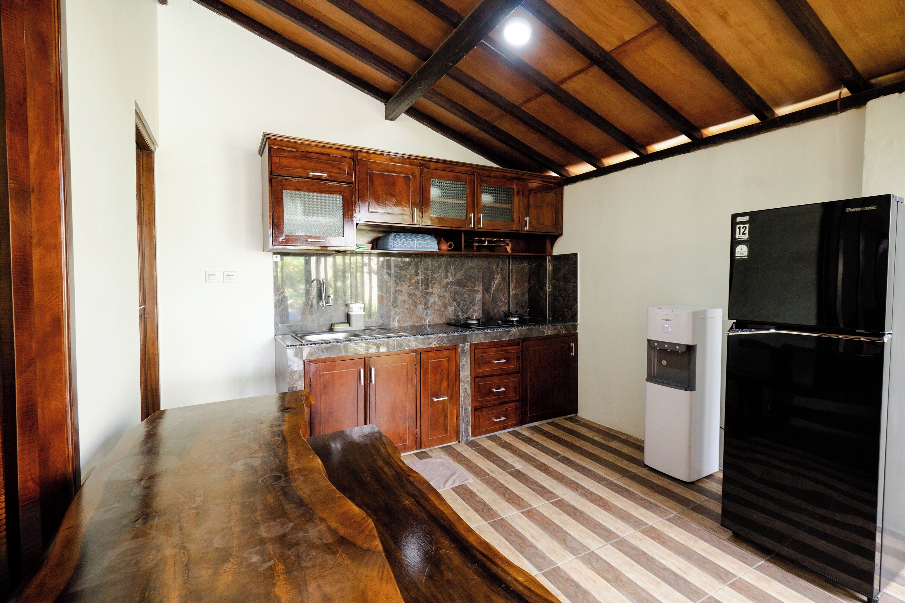 Biệt thự, 6 phòng ngủ | Bếp chung