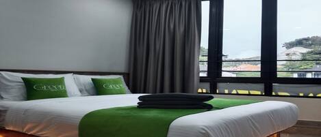 Free WiFi, bed sheets