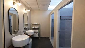 Shower, free toiletries, hair dryer, towels