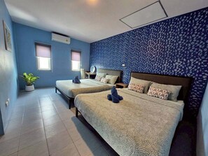 Villa, piscina privata | Una scrivania, ferro/asse da stiro, Wi-Fi gratuito, lenzuola
