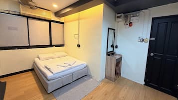 Quarto casal, banheiro privativo