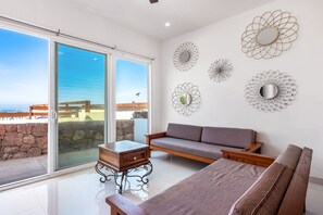 Living area - Dog-friendly villa with heated outdoor pool, hot tub, streaming, balcony (Rosarito)