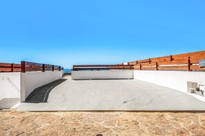 Property grounds - Dog-friendly oceanfront villa with pool access, rooftop patio, full kitchen (Rosarito)