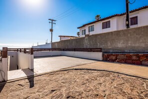 Property grounds - Peaceful dog-friendly villa with outdoor pool, rooftop patio, beach views, & AC (Rosarito)