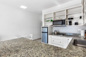 Fridge, microwave, stovetop, coffee/tea maker - Dog-friendly suite with kitchenette, heated outdoor pool, hot tub, private patio (Rosarito)