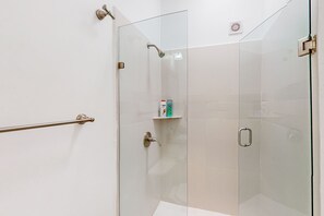 Shower, hair dryer, towels - Dog-friendly suite with hot tub, kitchenette, heated outdoor pool, private patio (Rosarito)