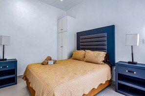 Internet, bed sheets - Dog-friendly suite with kitchenette, heated outdoor pool, hot tub, terrace, AC (Rosarito)
