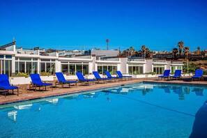 Pool - Serene dog-friendly villa with impressive views, outdoor pool, private patio, AC (Rosarito)