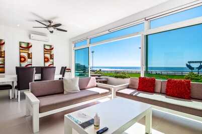 Serene dog-friendly villa with impressive views, outdoor pool, private patio, AC
