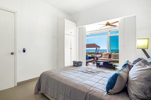 Room - Impressive dog-friendly villa with beach views, outdoor pool, patio, streaming (Rosarito)