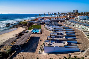 Exterior - Airy, beach-view dog-friendly villa with patio, outdoor pool, streaming, AC (Rosarito)