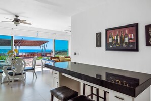 Dining - Bright dog-friendly villa with beach views, private patio, outdoor pool, kitchen (Rosarito)