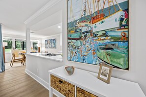 Interior - Beautiful newly renovated 3 BR in Sea Pines with Pool and tennis courts (Hilton Head Island)