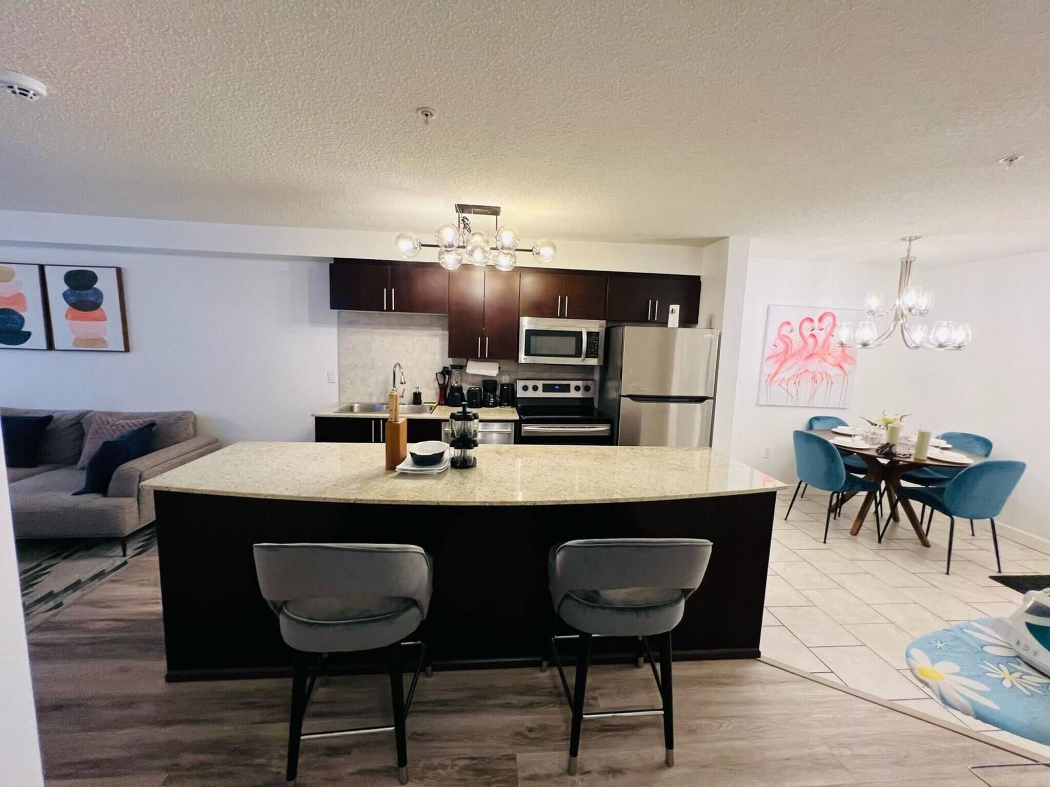 Apartamento, 2 quartos, acessível, lareira | Sala de jantar