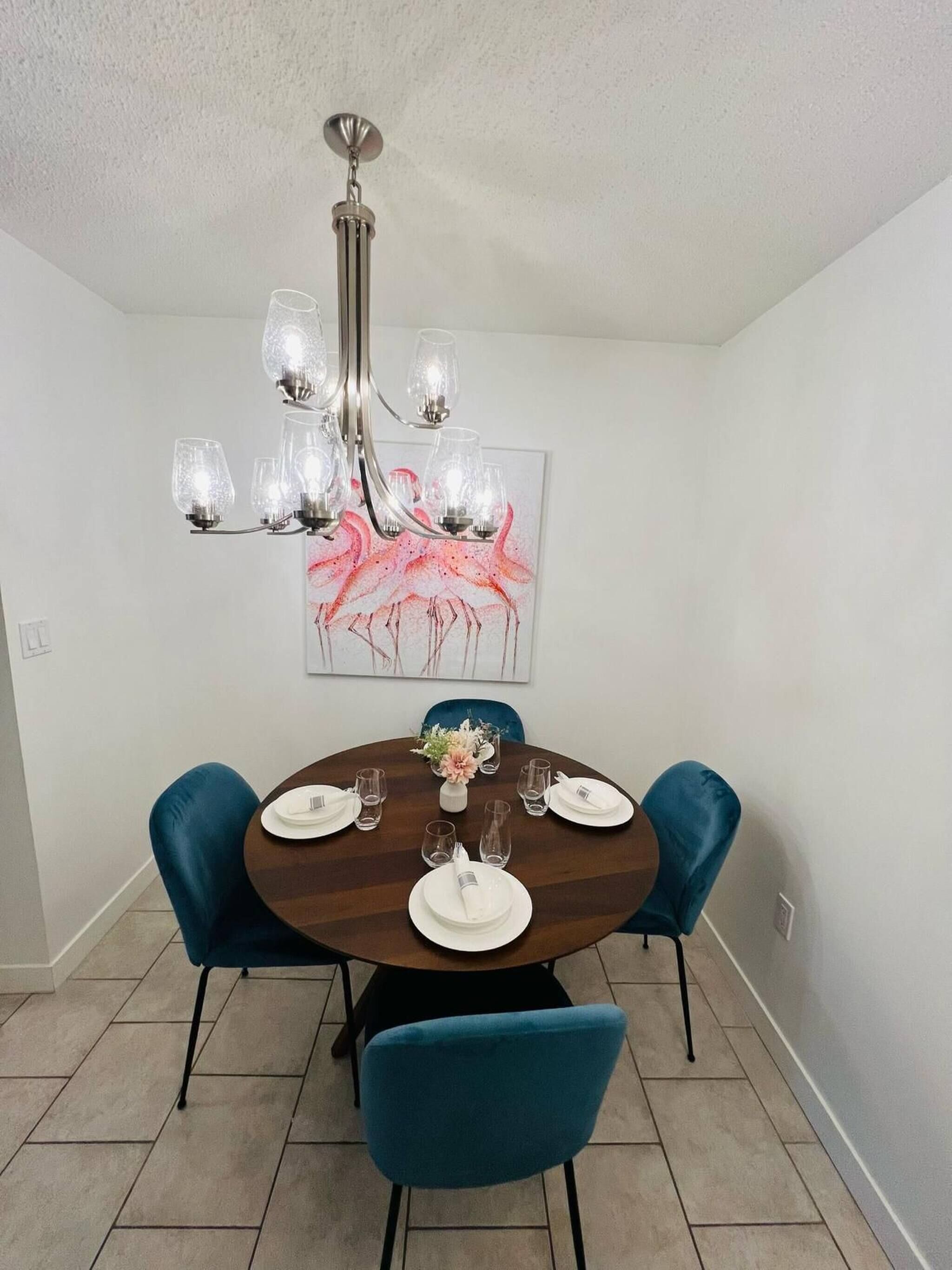 Apartment, 2 Bedrooms, Accessible, Fireplace | Dining room