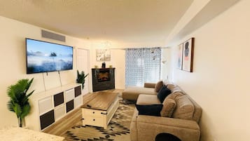 Departamento, 2 habitaciones, con acceso para personas discapacitadas, chimenea | Sala de estar