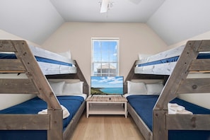 3 bedrooms, desk, free WiFi, bed sheets - Sunny Beachside Bungalow #14 Steps from the Sand in Galveston (Galveston)