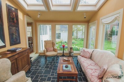 Architectural Gem - 1832 Bulfinch Mansion + Patio