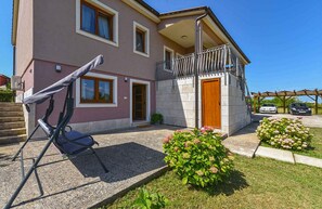 Terrace/patio - Holiday apartment with cosy terrace and garden (Vodnjan)
