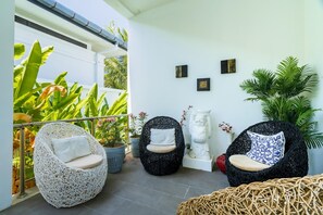 Terrace/patio - Villa Destiny, 4 Bed Private Pool, Near Beaches (Tambon Rawai)