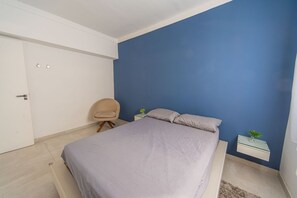 House, Smoking | 3 bedrooms - Apto com 2 Vagas e Churrasqueira a 200m da Praia (Guarujá)