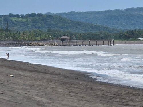 8 bedroom beach resort for celebration !