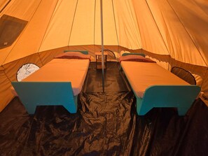 Room - Beachfront Luxury Yurt Glamping Escape (Barranca)