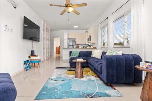 Blue Serenity Oceanfront Penthouse Tower Isle