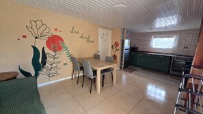Dining - Lovely 1-bedroom apartment with AC in charming San Nicolas (San Nicolas)