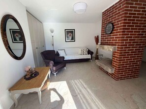 Fernseher, Kamin