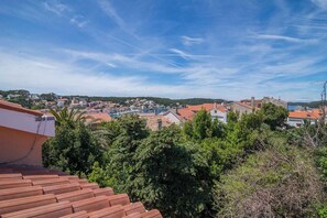 Property grounds - Holiday Apartment Andjelka B4+1 - B Attic (Mali Lošinj)