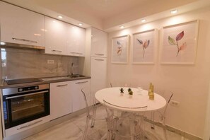 Private kitchen - Holiday flat Sofia City centre apartment (Mali Lošinj)