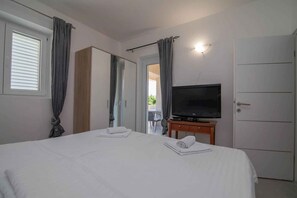 Room - Holiday Apartment Rakic DeLux apartment 1/6 (Mali Lošinj)