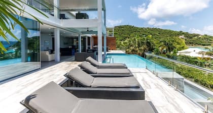 Modern Beachfront Villa 4BR + Infinity Pool & Direct White Bay Access BVI